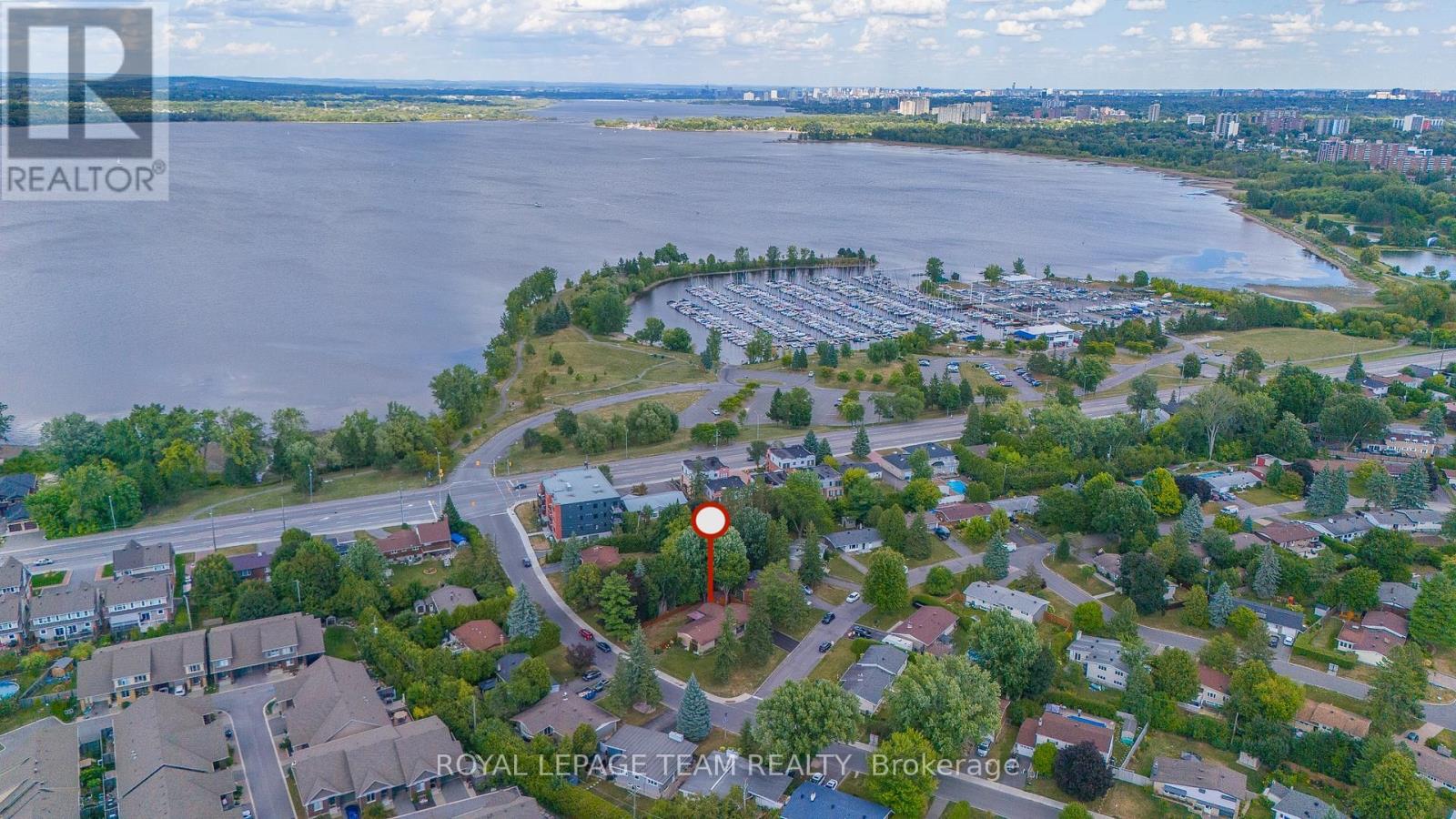 1 Stillwater Drive, Ottawa, Ontario  K2H 5J9 - Photo 3 - X12441339
