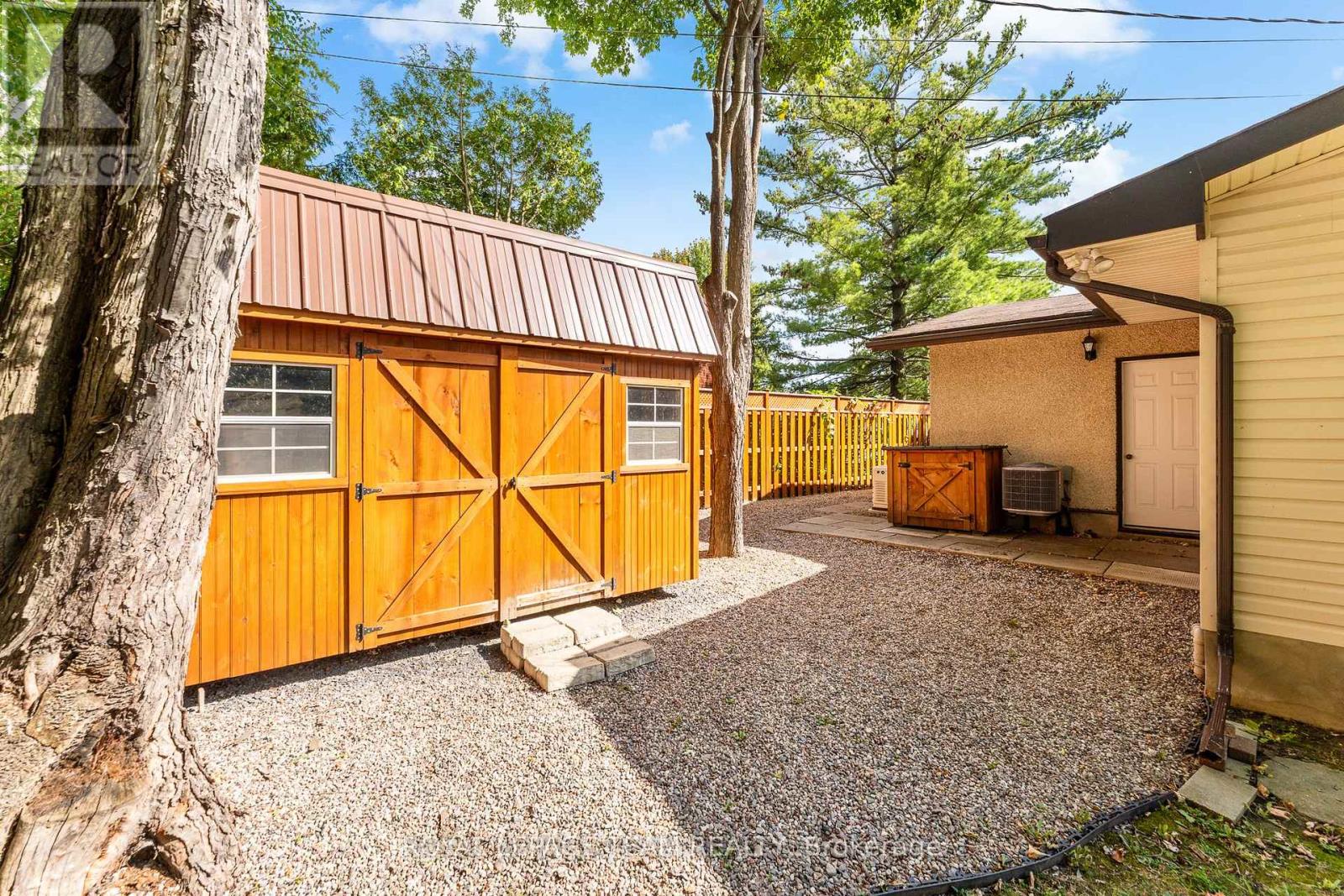1 Stillwater Drive, Ottawa, Ontario  K2H 5J9 - Photo 37 - X12441339