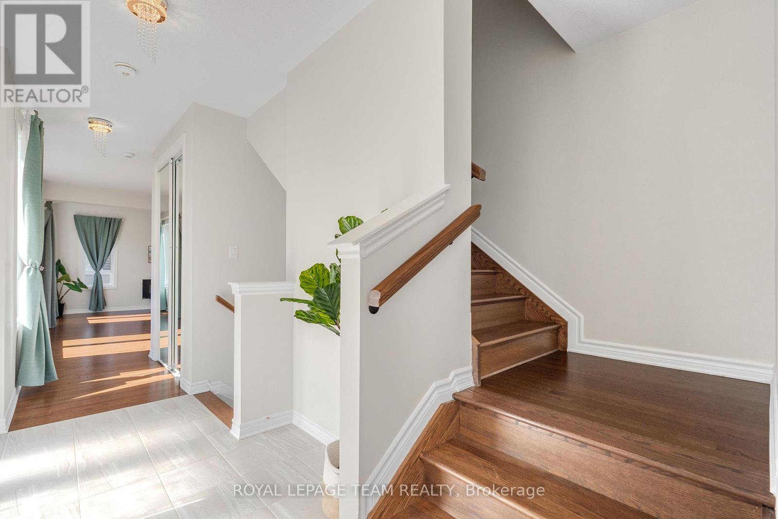 743 Vennecy Terrace, Ottawa, Ontario  K1W 0M8 - Photo 19 - X12441343