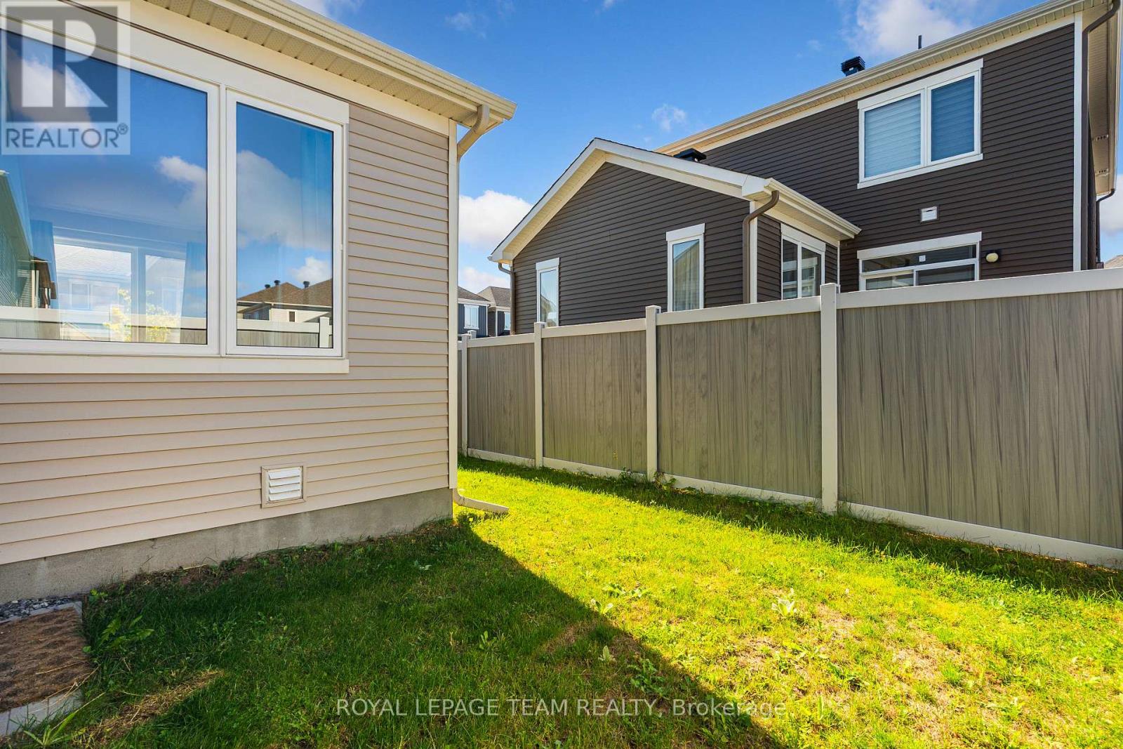 743 Vennecy Terrace, Ottawa, Ontario  K1W 0M8 - Photo 46 - X12441343