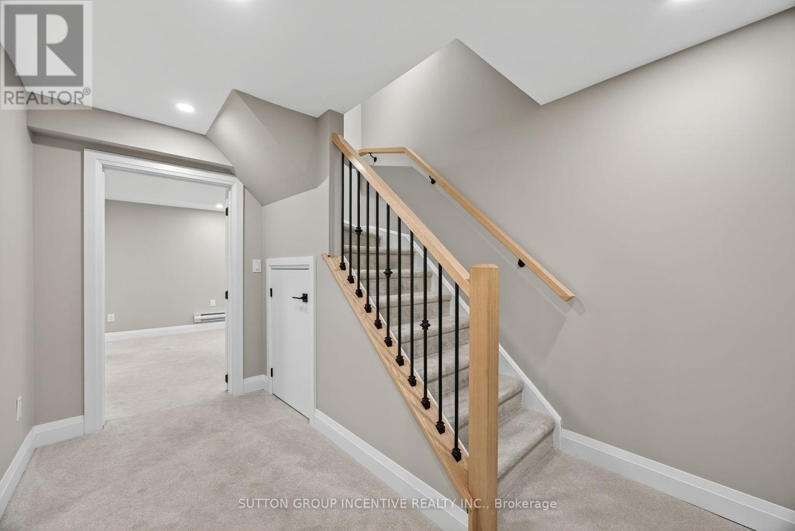 2731 Shering Crescent, Innisfil, Ontario  L9S 1G9 - Photo 35 - N12434326