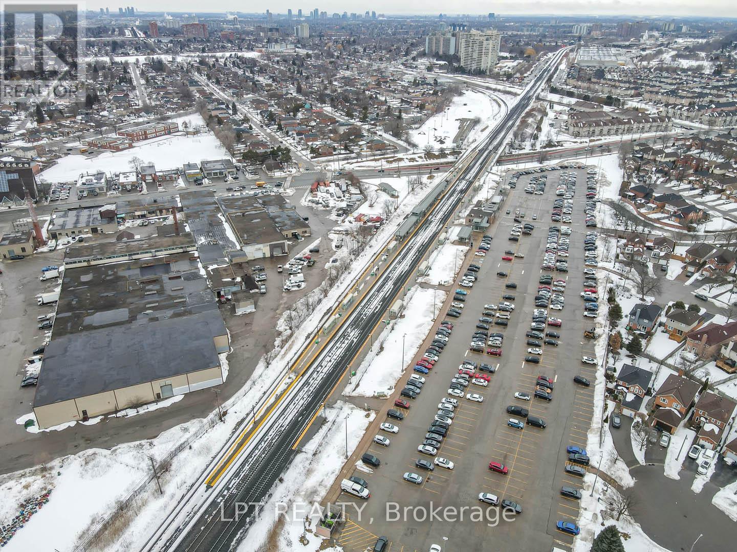 386 Kennedy Road, Toronto, Ontario  M1K 2A6 - Photo 35 - E12135060