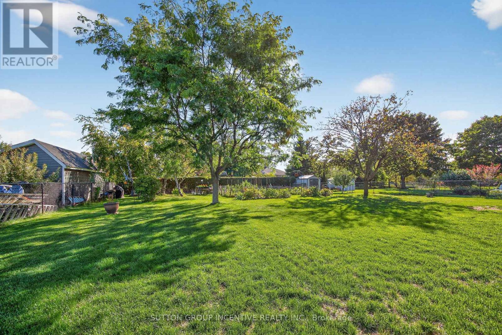 2731 Shering Crescent, Innisfil, Ontario  L9S 1G9 - Photo 48 - N12434326