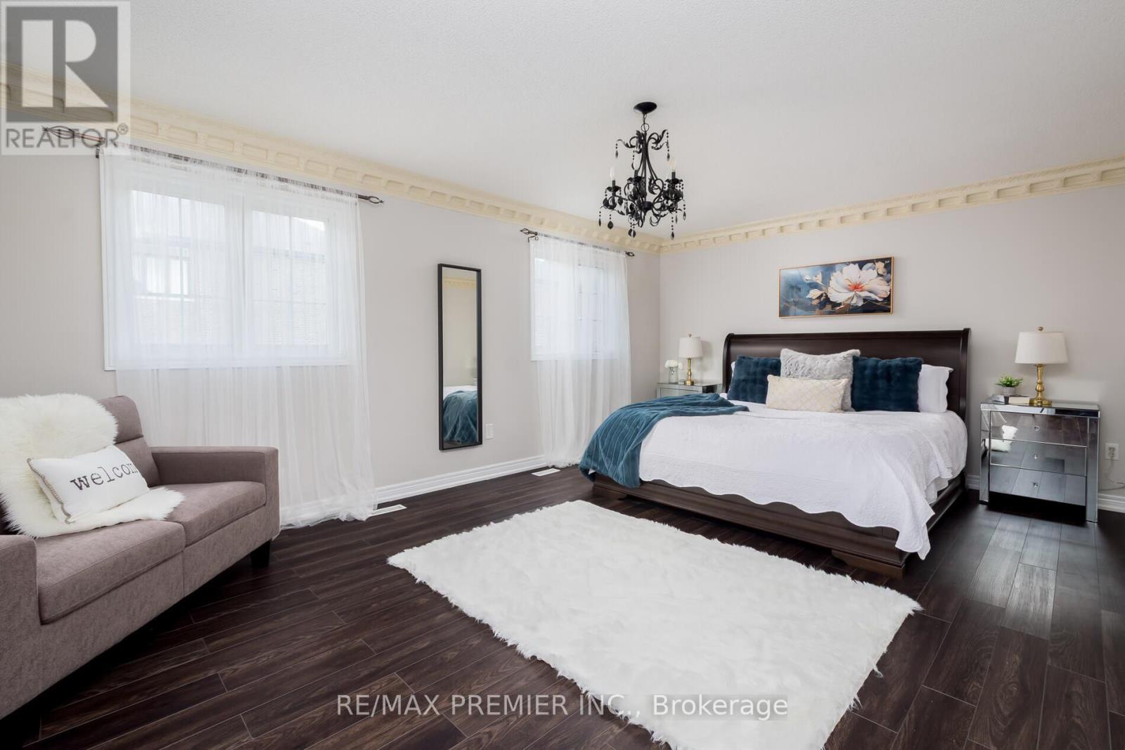 6 Donwoods Court, Brampton (Vales Of Castlemore), Ontario  L6P 1C5 - Photo 22 - W12441138