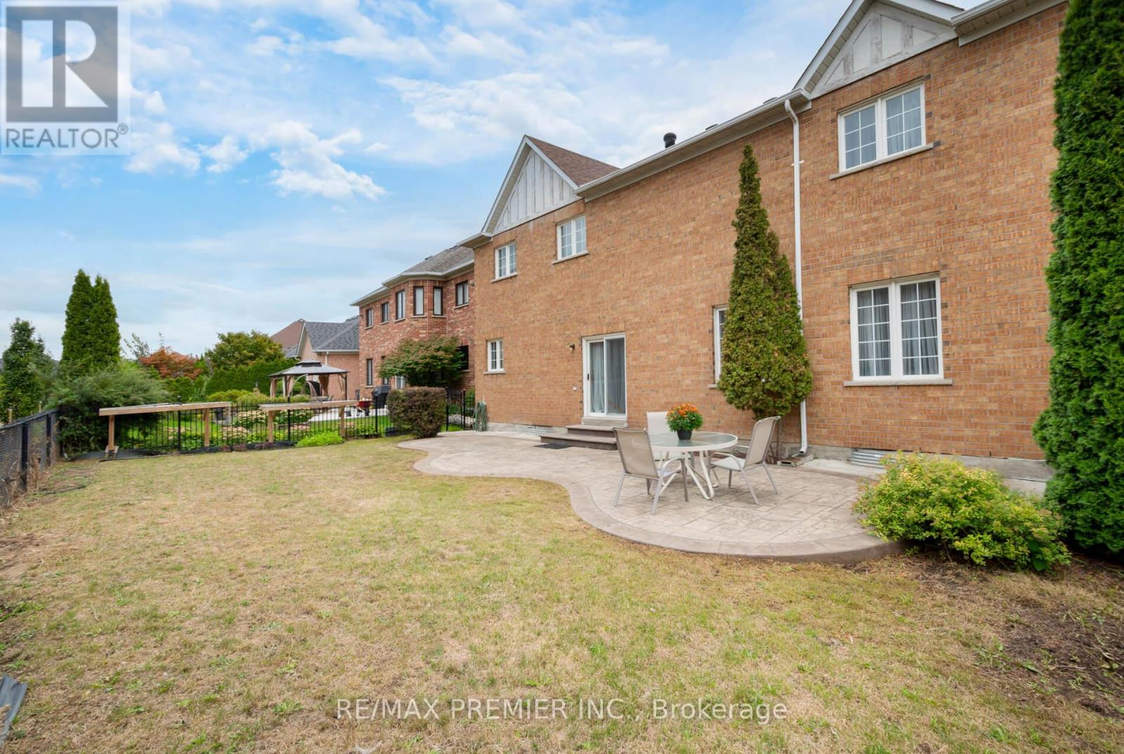 6 Donwoods Court, Brampton (Vales Of Castlemore), Ontario  L6P 1C5 - Photo 35 - W12441138