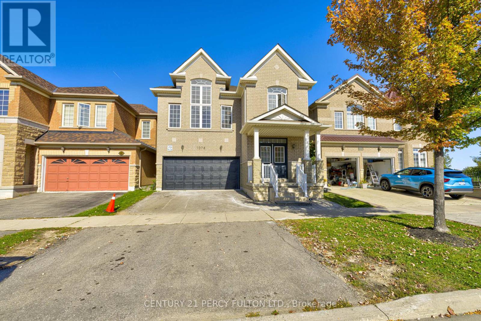 1078 Tupper Drive, Milton, Ontario  L9T 0A8 - Photo 3 - W12441140