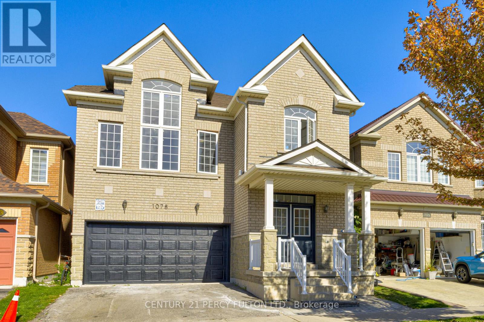 1078 Tupper Drive, Milton, Ontario  L9T 0A8 - Photo 4 - W12441140