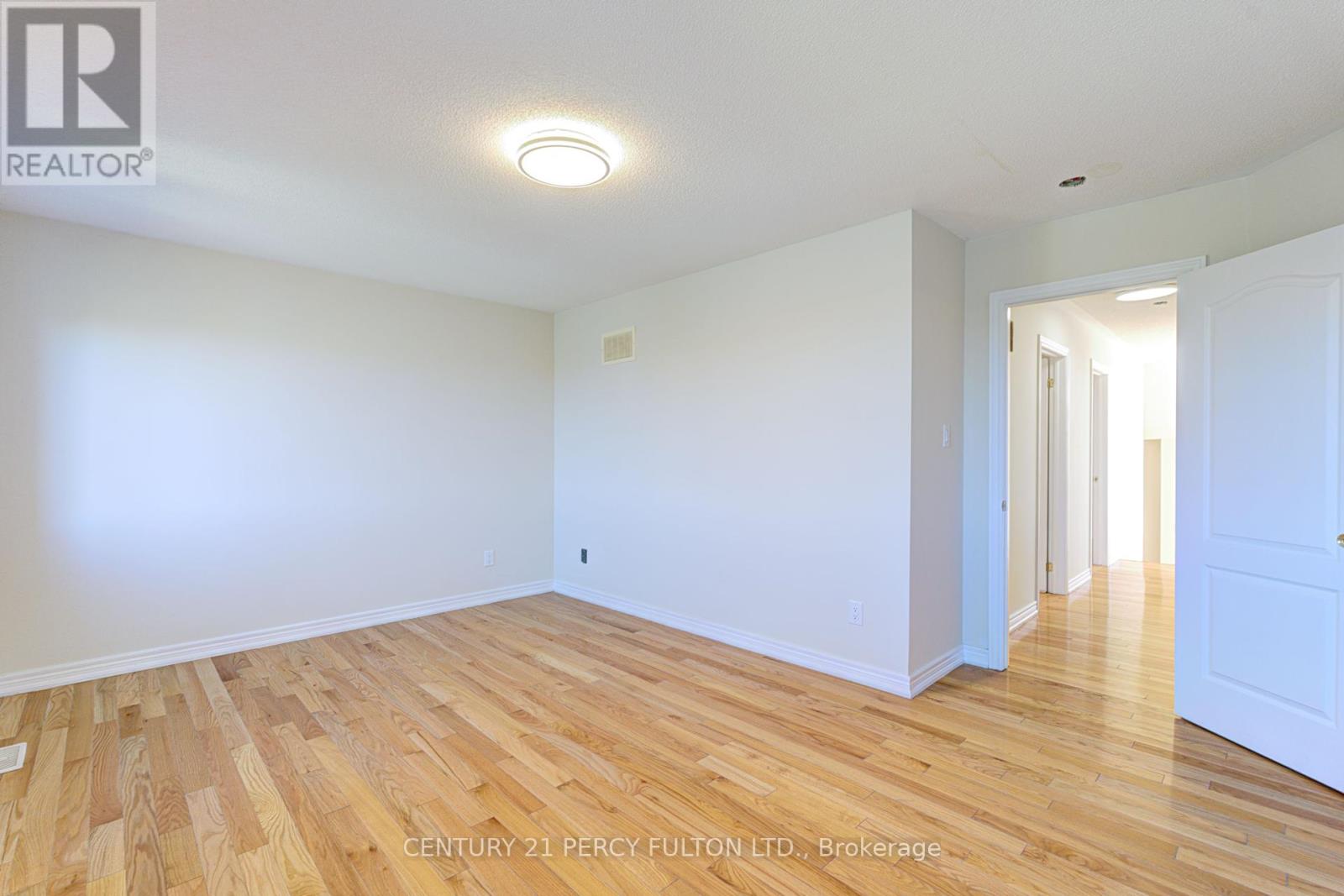 1078 Tupper Drive, Milton, Ontario  L9T 0A8 - Photo 41 - W12441140
