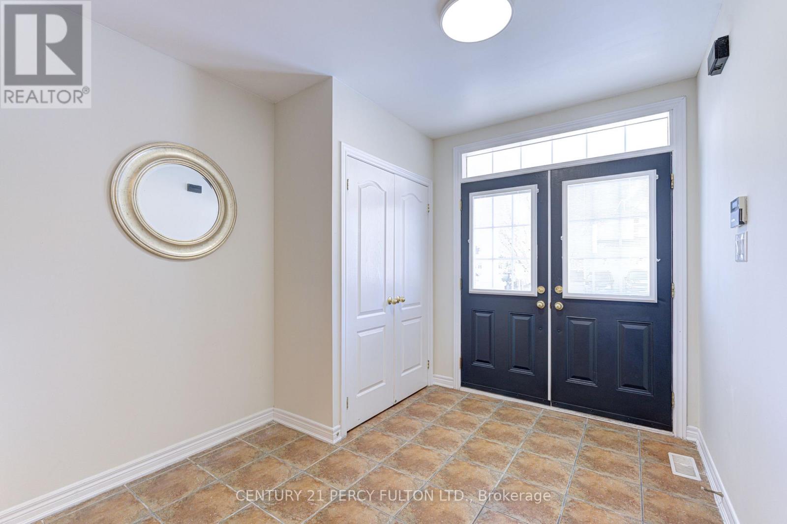 1078 Tupper Drive, Milton, Ontario  L9T 0A8 - Photo 8 - W12441140