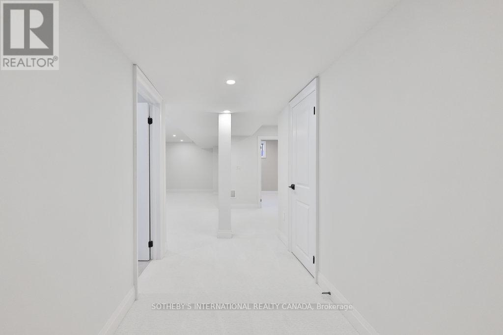 520 Markay Common, Burlington, Ontario  L7S 0A6 - Photo 36 - W12441142