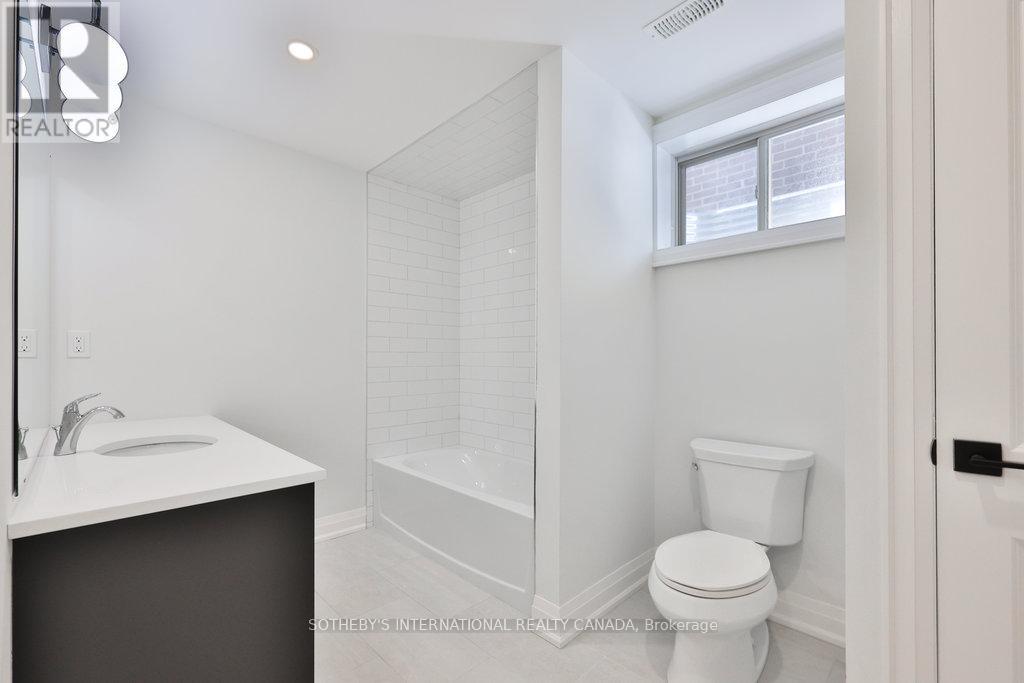 520 Markay Common, Burlington, Ontario  L7S 0A6 - Photo 37 - W12441142