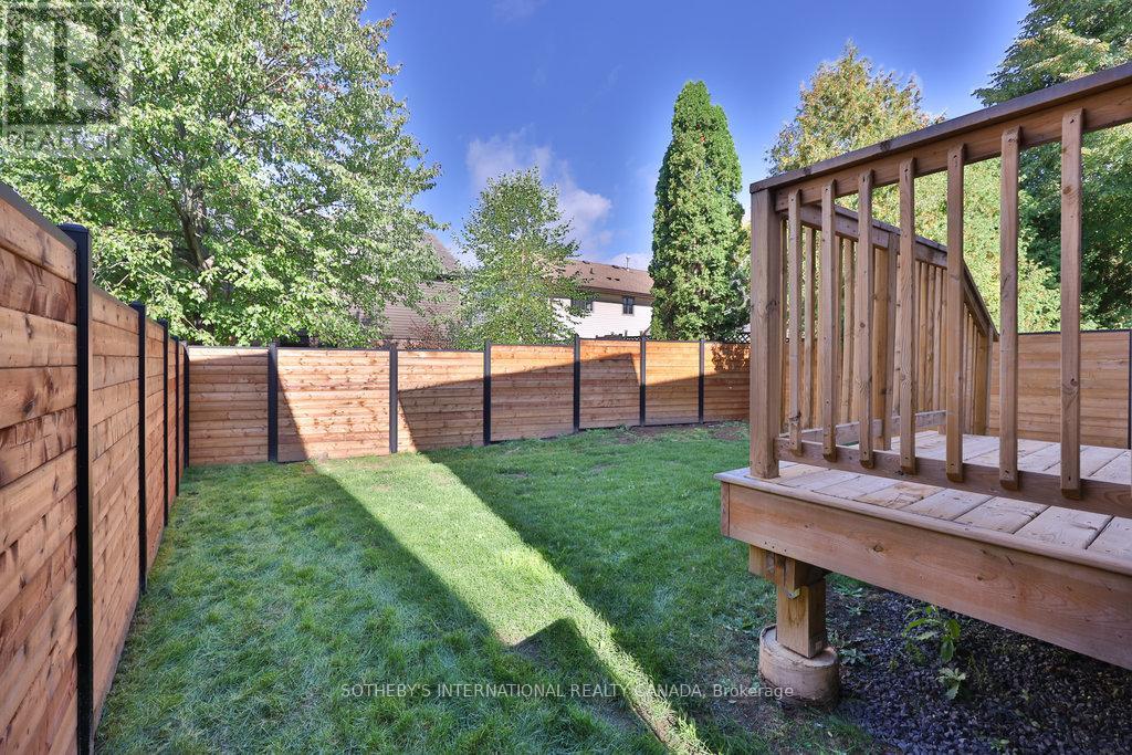 520 Markay Common, Burlington, Ontario  L7S 0A6 - Photo 42 - W12441142