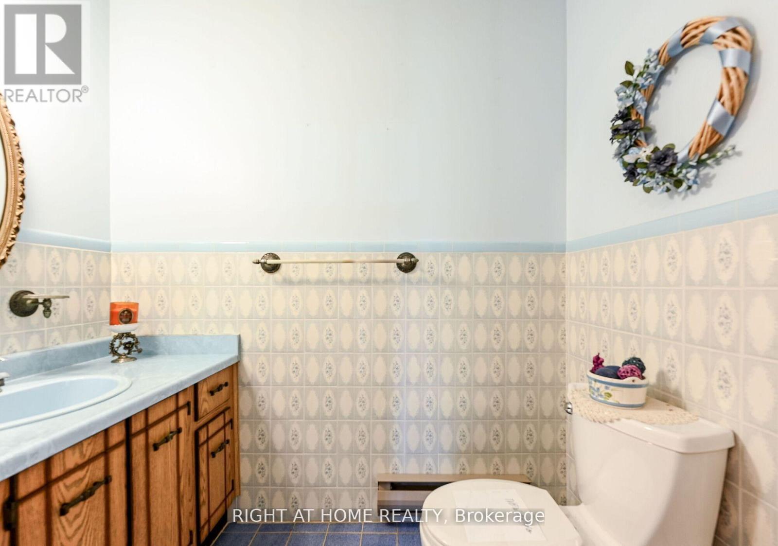 6800 Second Line W, Mississauga, Ontario  L5W 1M9 - Photo 17 - W12441159