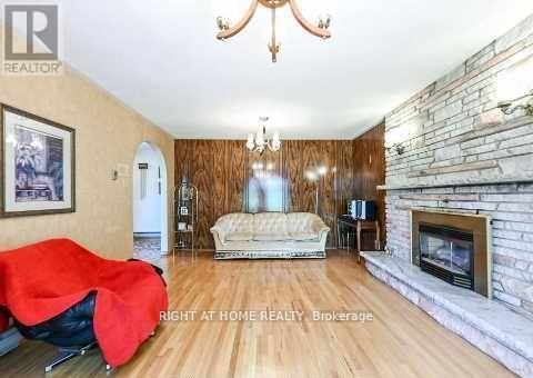 6800 Second Line W, Mississauga, Ontario  L5W 1M9 - Photo 8 - W12441159
