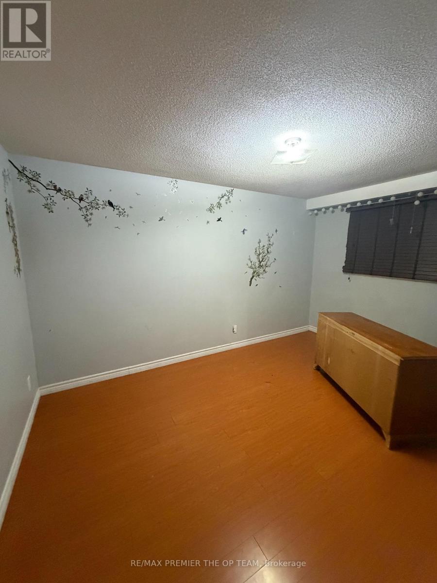 7260 Collett Road, Mississauga, Ontario  L4T 2H7 - Photo 10 - W12441166