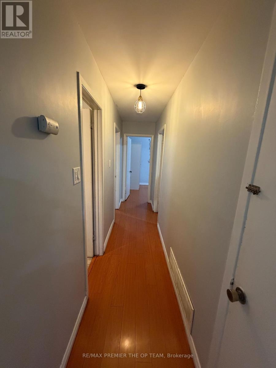 7260 Collett Road, Mississauga, Ontario  L4T 2H7 - Photo 9 - W12441166