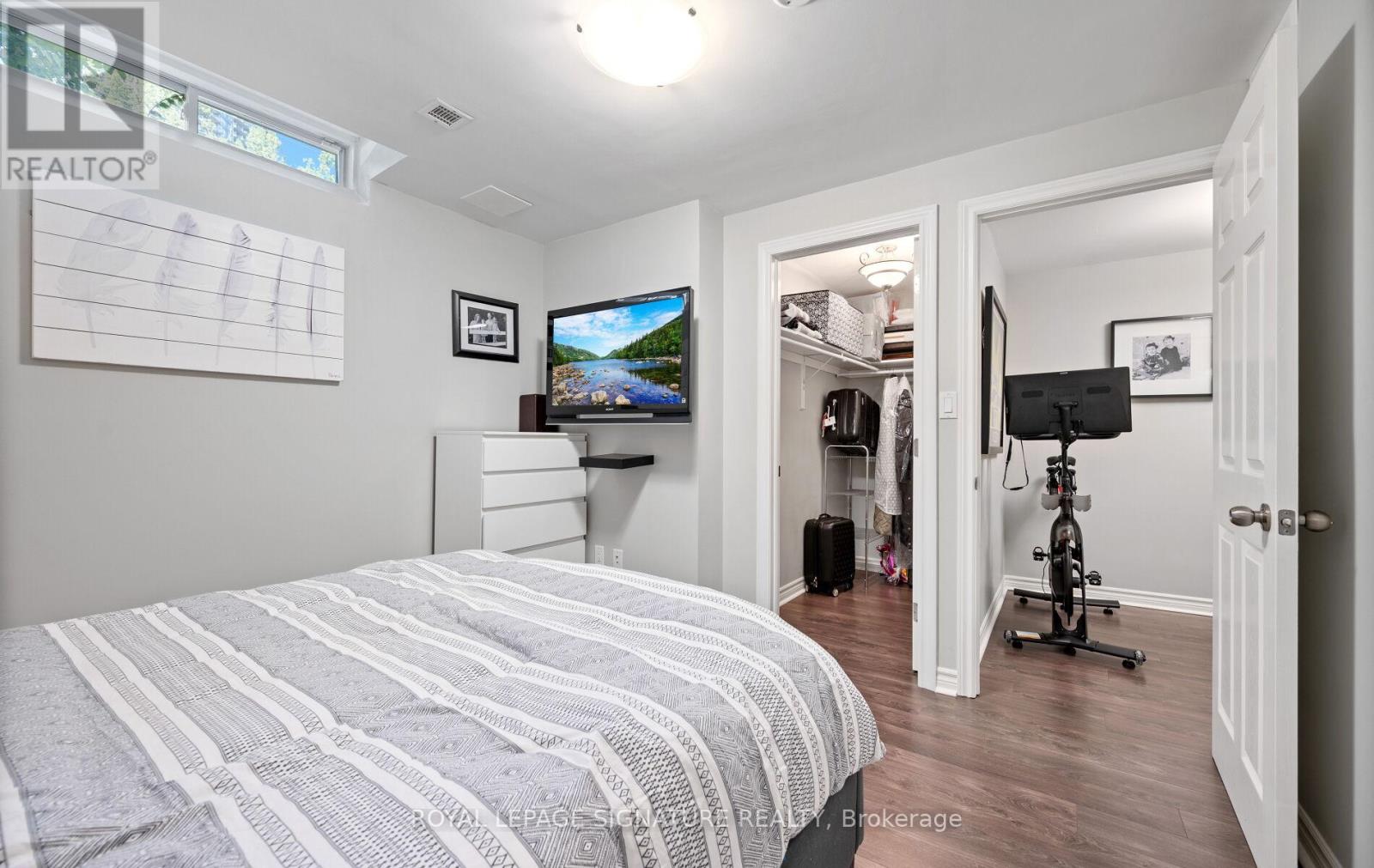 30 Legion Road, Toronto (Mimico), Ontario  M8V 4C5 - Photo 33 - W12441167