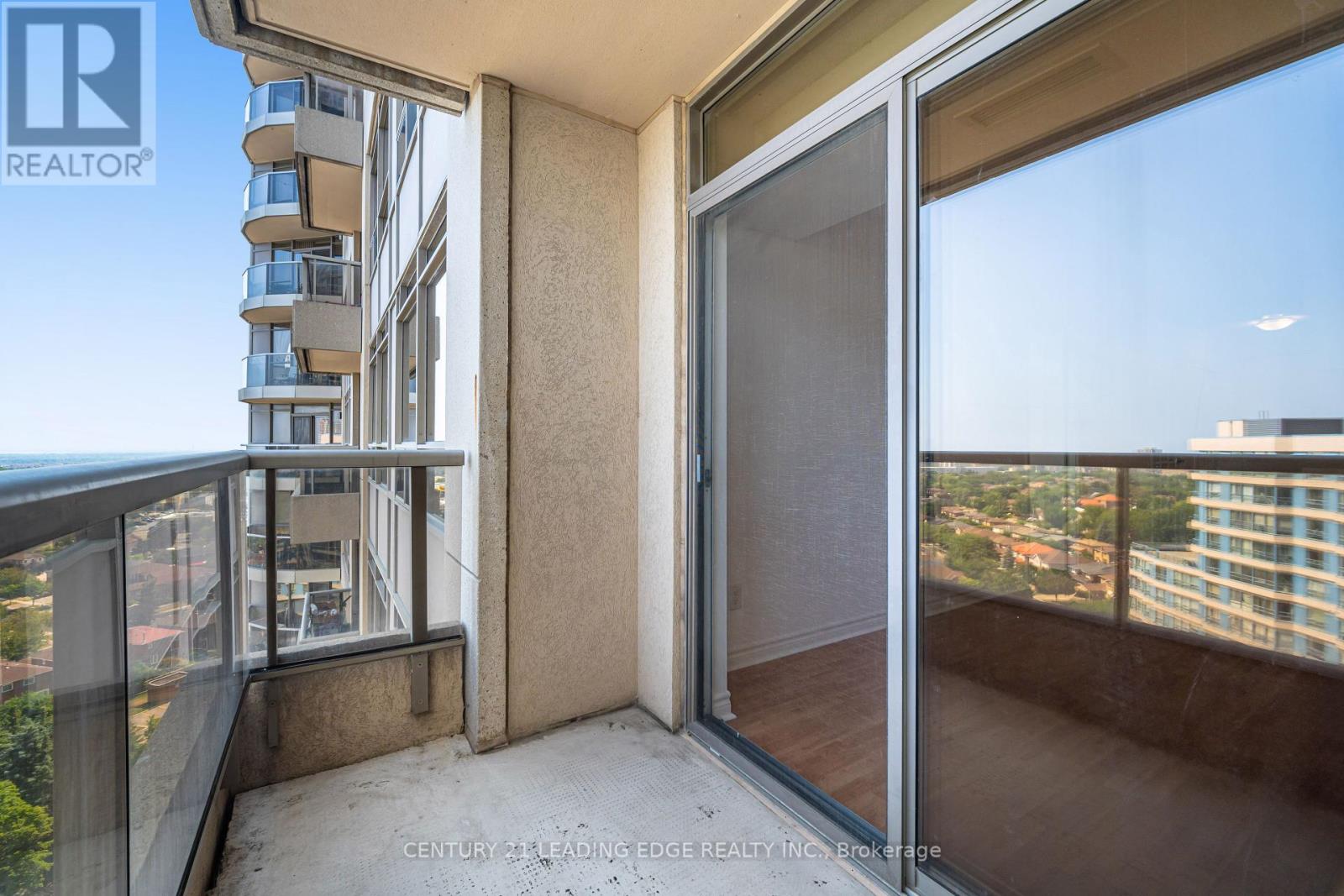 1609 - 3880 Duke Of York Boulevard, Mississauga, Ontario  L5B 4M7 - Photo 24 - W12441168