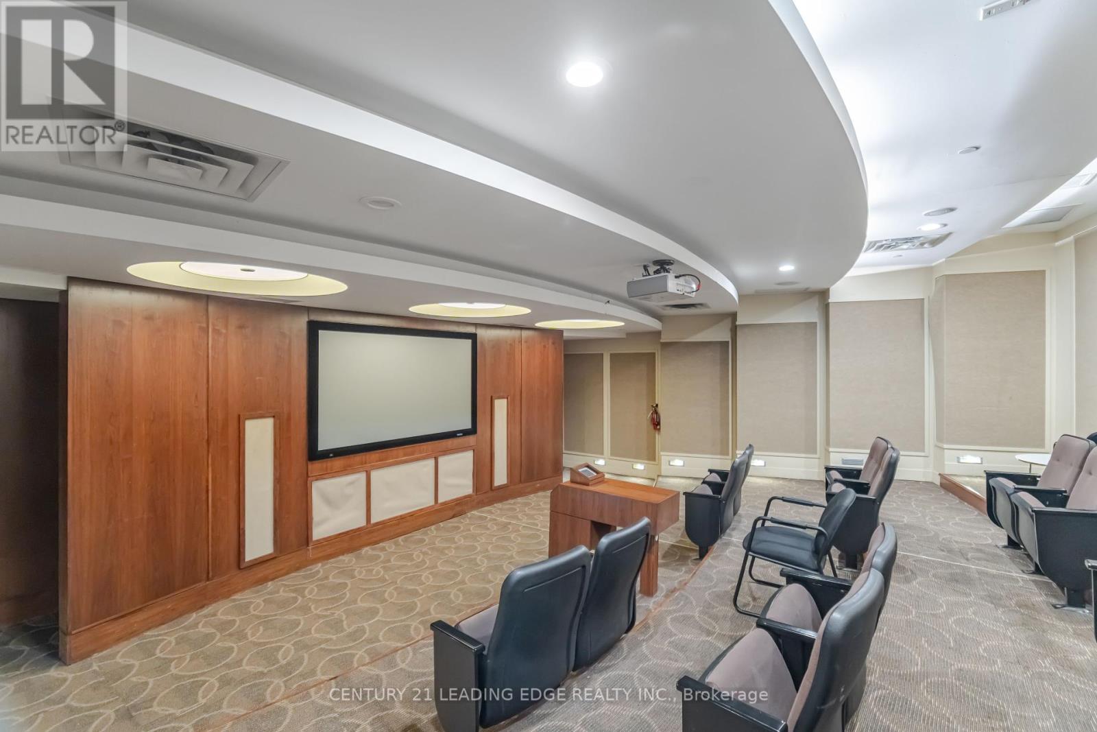 1609 - 3880 Duke Of York Boulevard, Mississauga, Ontario  L5B 4M7 - Photo 44 - W12441168