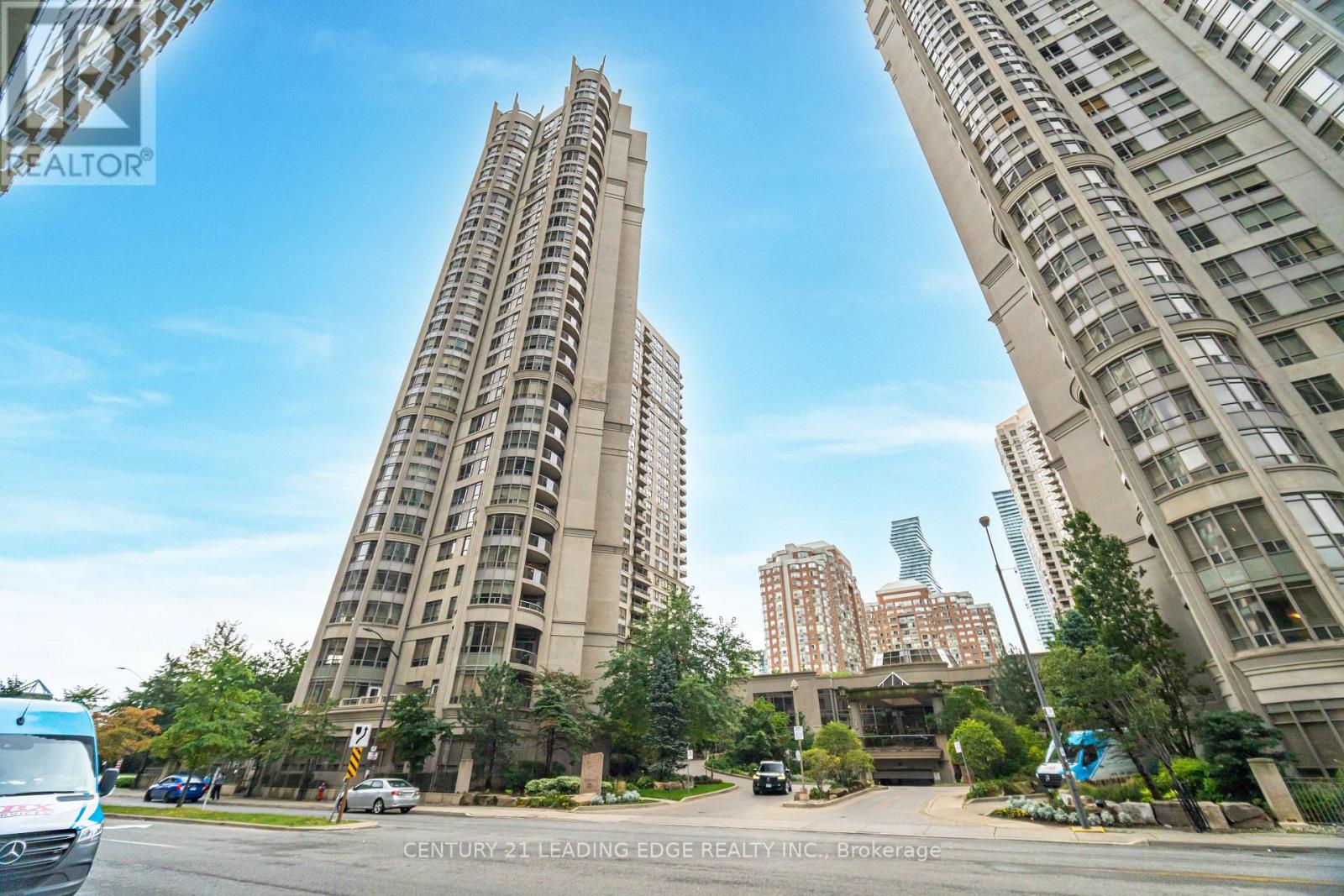 1609 - 3880 Duke Of York Boulevard, Mississauga, Ontario  L5B 4M7 - Photo 5 - W12441168