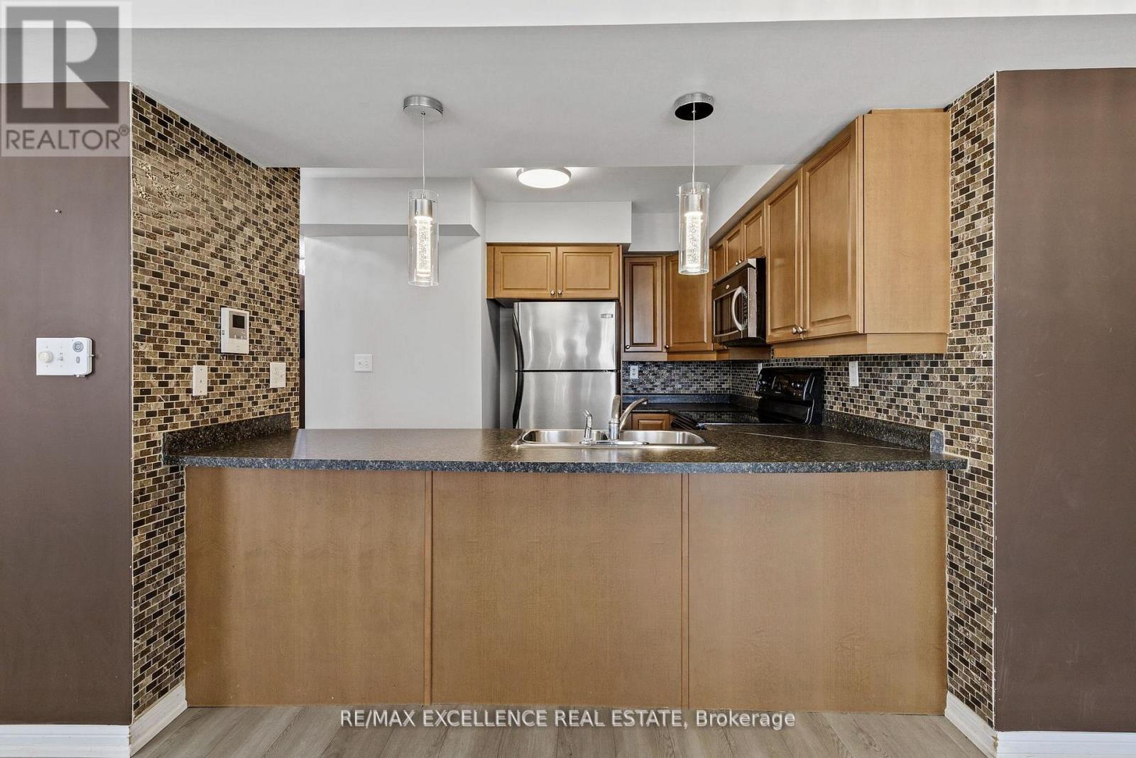 29 - 2614 Dashwood Drive, Oakville, Ontario  L6M 0K5 - Photo 17 - W12441171