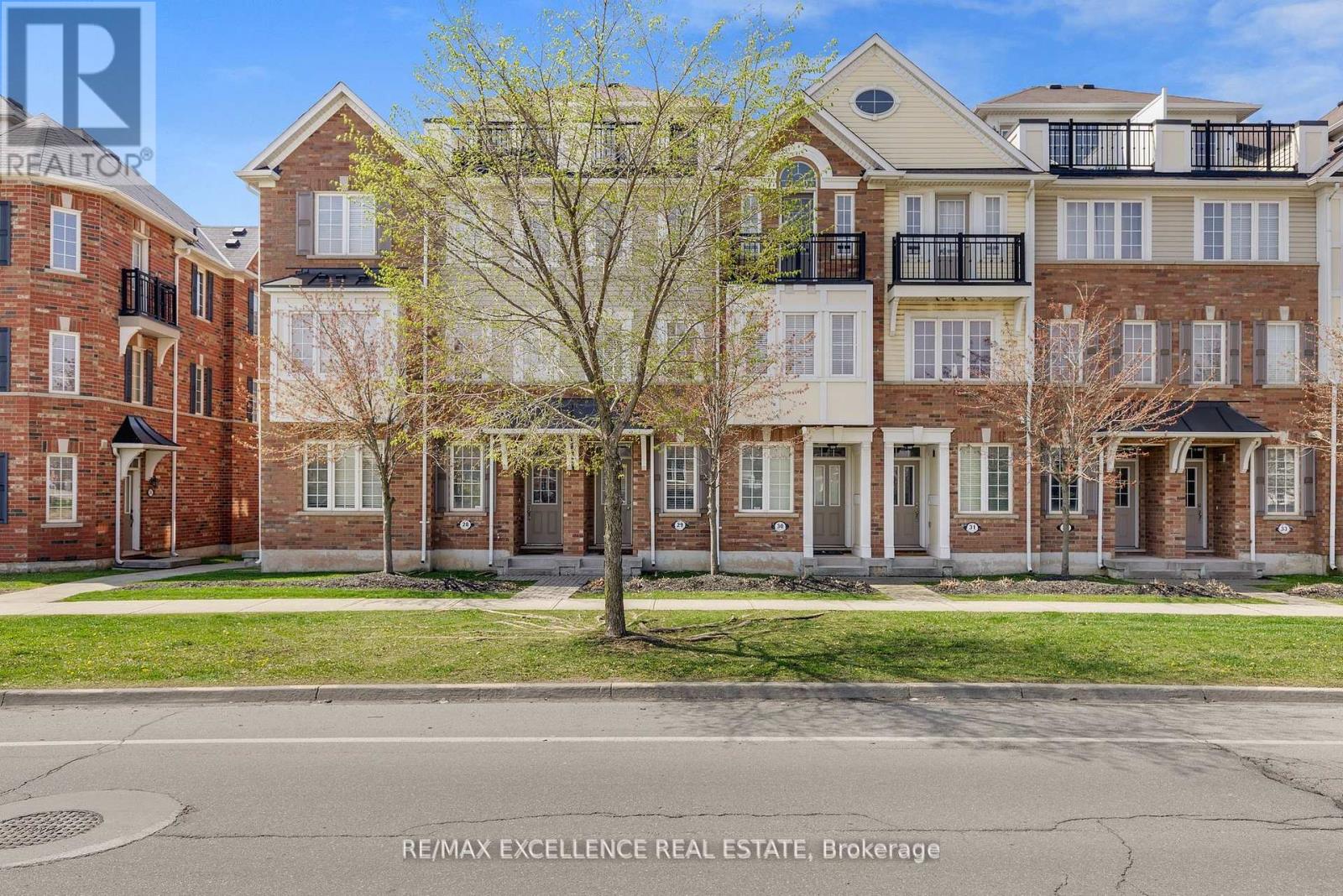 29 - 2614 Dashwood Drive, Oakville, Ontario  L6M 0K5 - Photo 2 - W12441174
