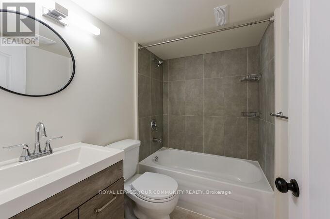 Lower Unit - 128 Watsonbrook Drive, Brampton, Ontario  L6R 0S1 - Photo 16 - W12441179