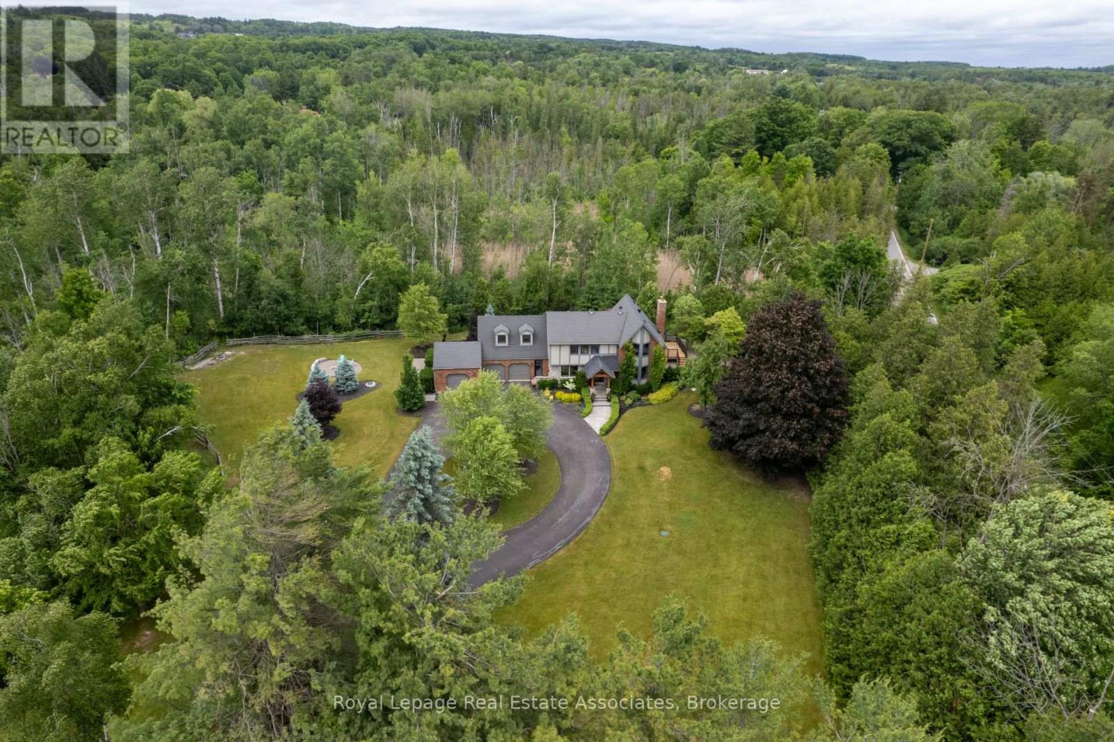 32 Cedar Drive, Caledon, Ontario  L7K 1H6 - Photo 45 - W12441199