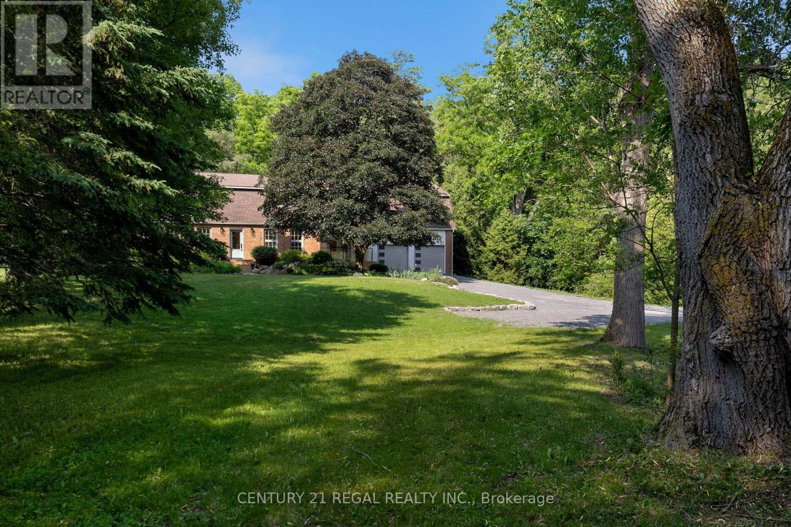 5535 Cedar Springs Road, Burlington, Ontario  L7P 0C2 - Photo 36 - W12441219