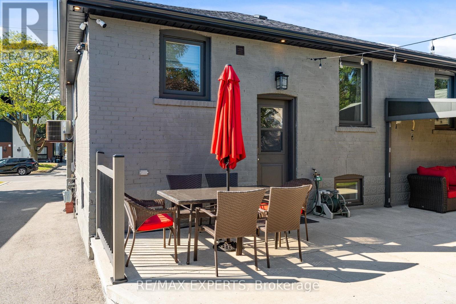 11 Smallwood Drive, Toronto (Downsview-Roding-Cfb), Ontario  M3M 1K9 - Photo 41 - W12441229