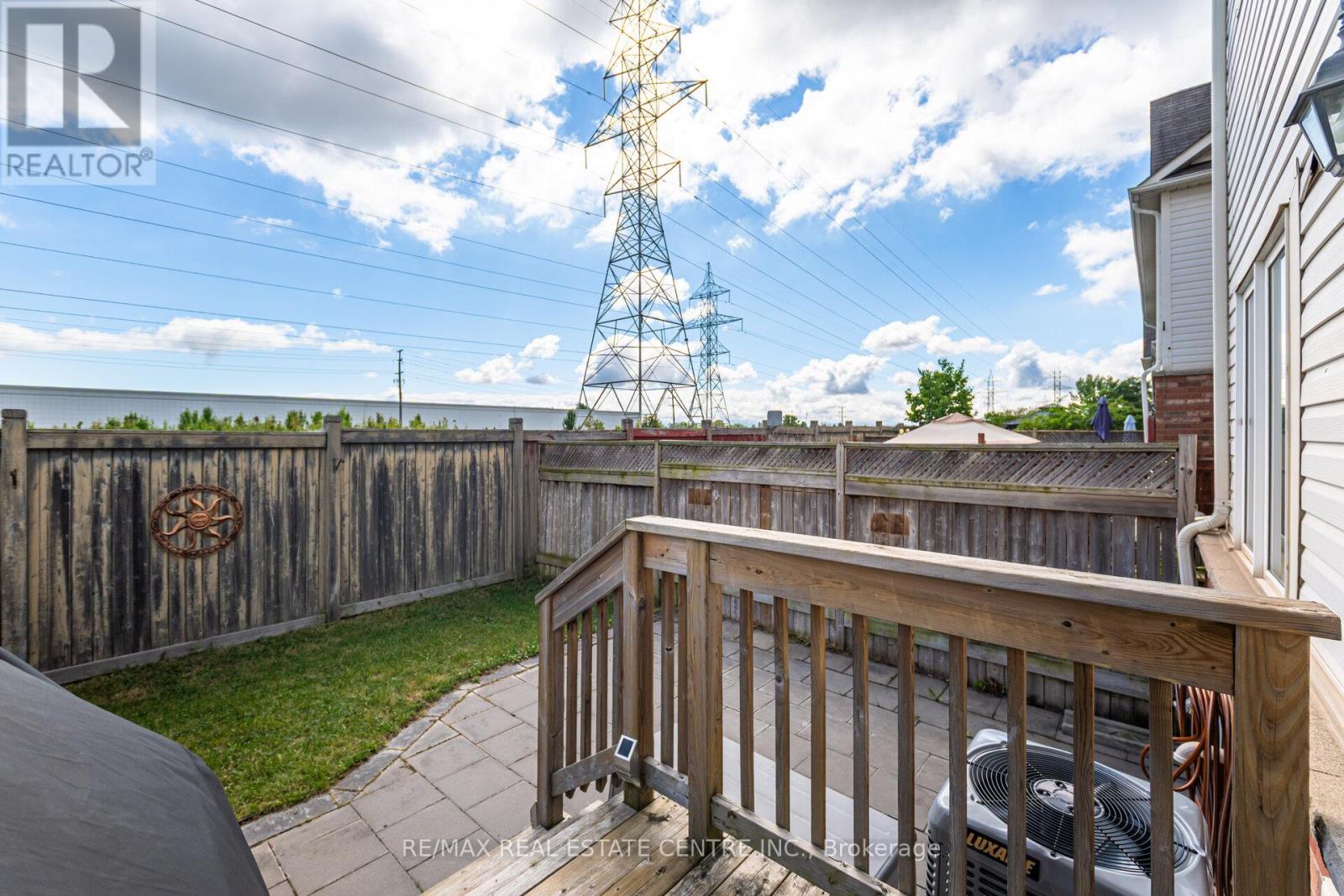 4834 Capri Crescent, Burlington, Ontario  L7M 0H9 - Photo 37 - W12441251
