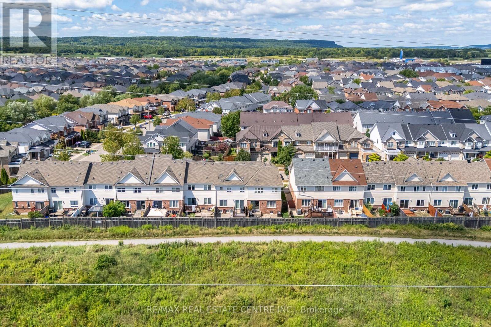 4834 Capri Crescent, Burlington, Ontario  L7M 0H9 - Photo 48 - W12441251