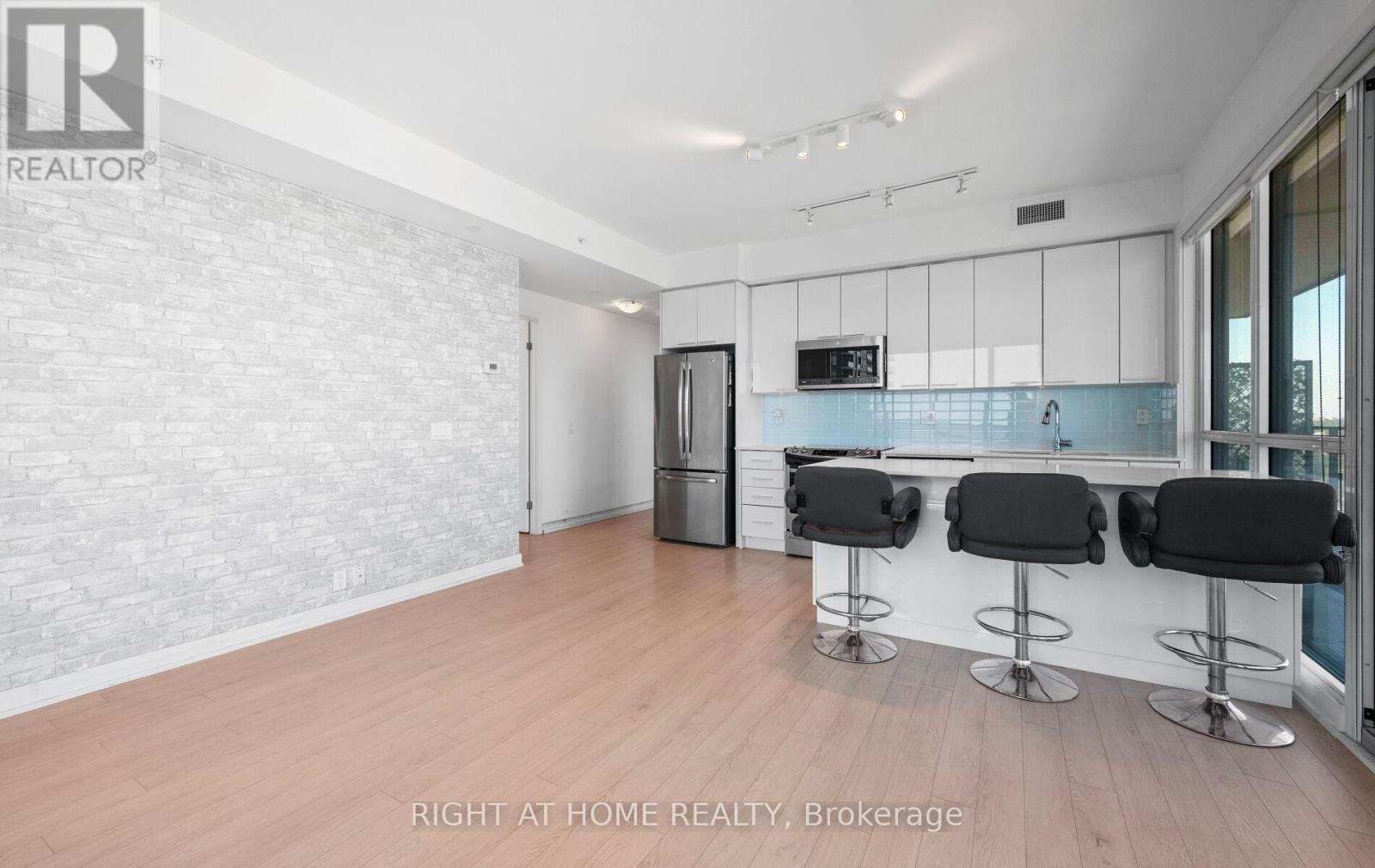 3409 - 10 Park Lawn Road, Toronto, Ontario  M8Y 3H8 - Photo 8 - W12441275