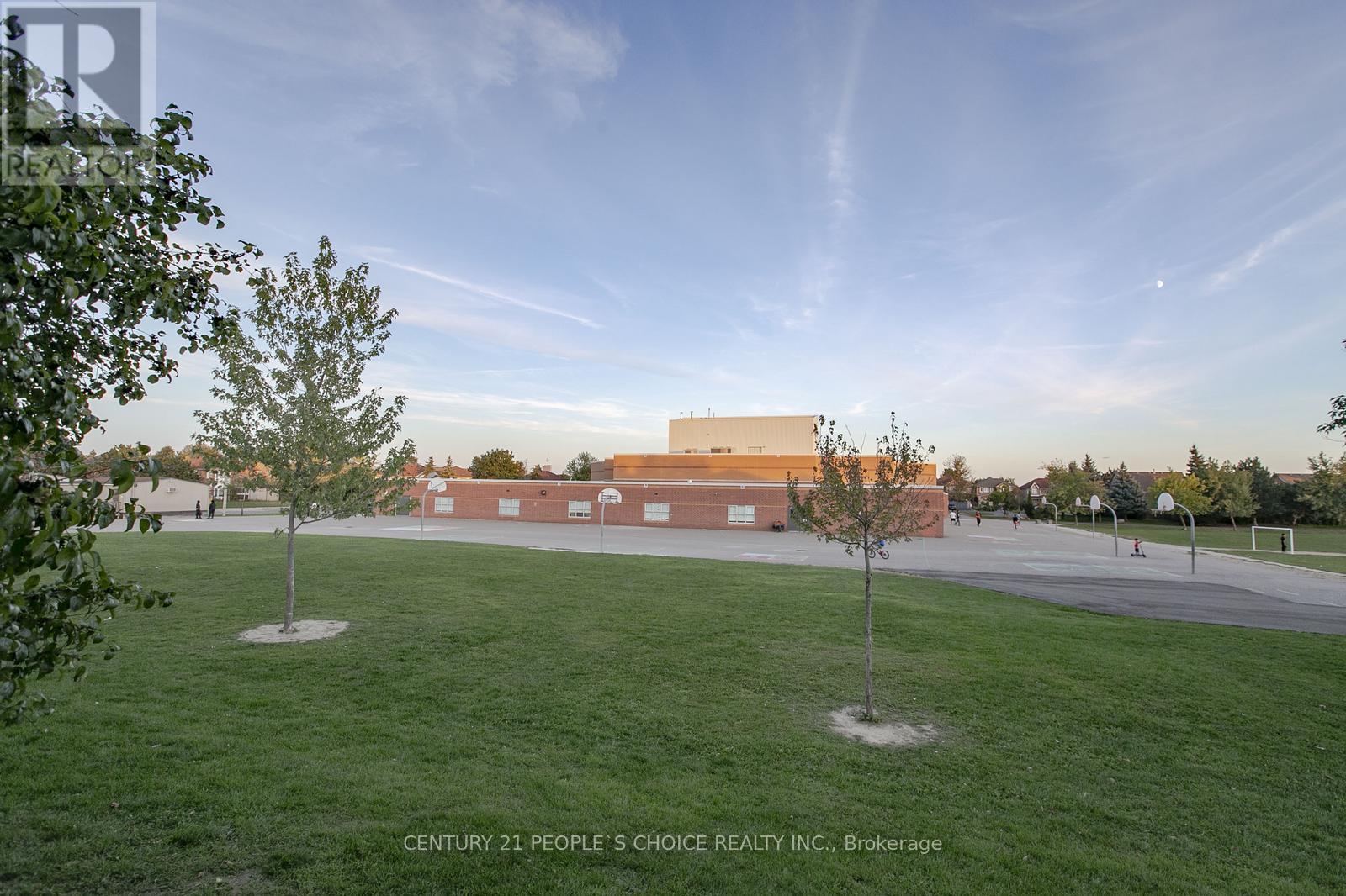 17 Caruso Drive, Brampton, Ontario  L6Y 5B1 - Photo 47 - W12440554