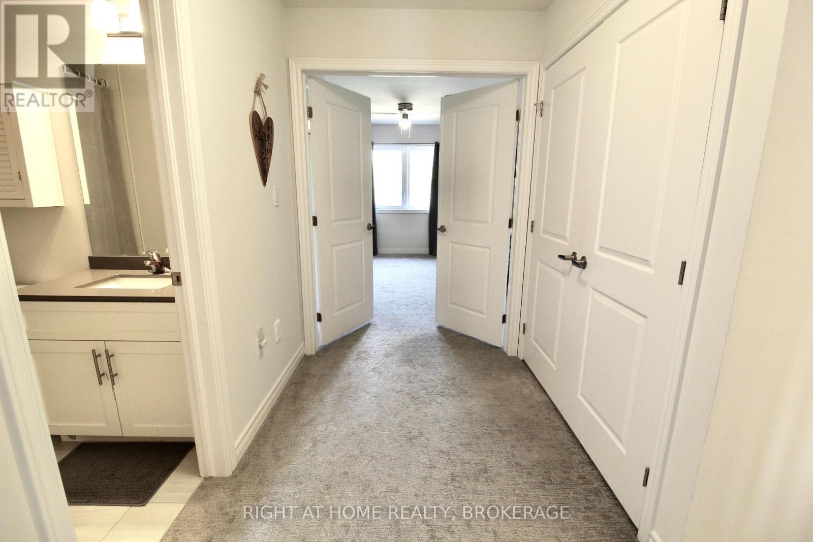 10 - 5080 Connor Drive, Lincoln (Beamsville), Ontario  L3J 0T3 - Photo 15 - X12441311