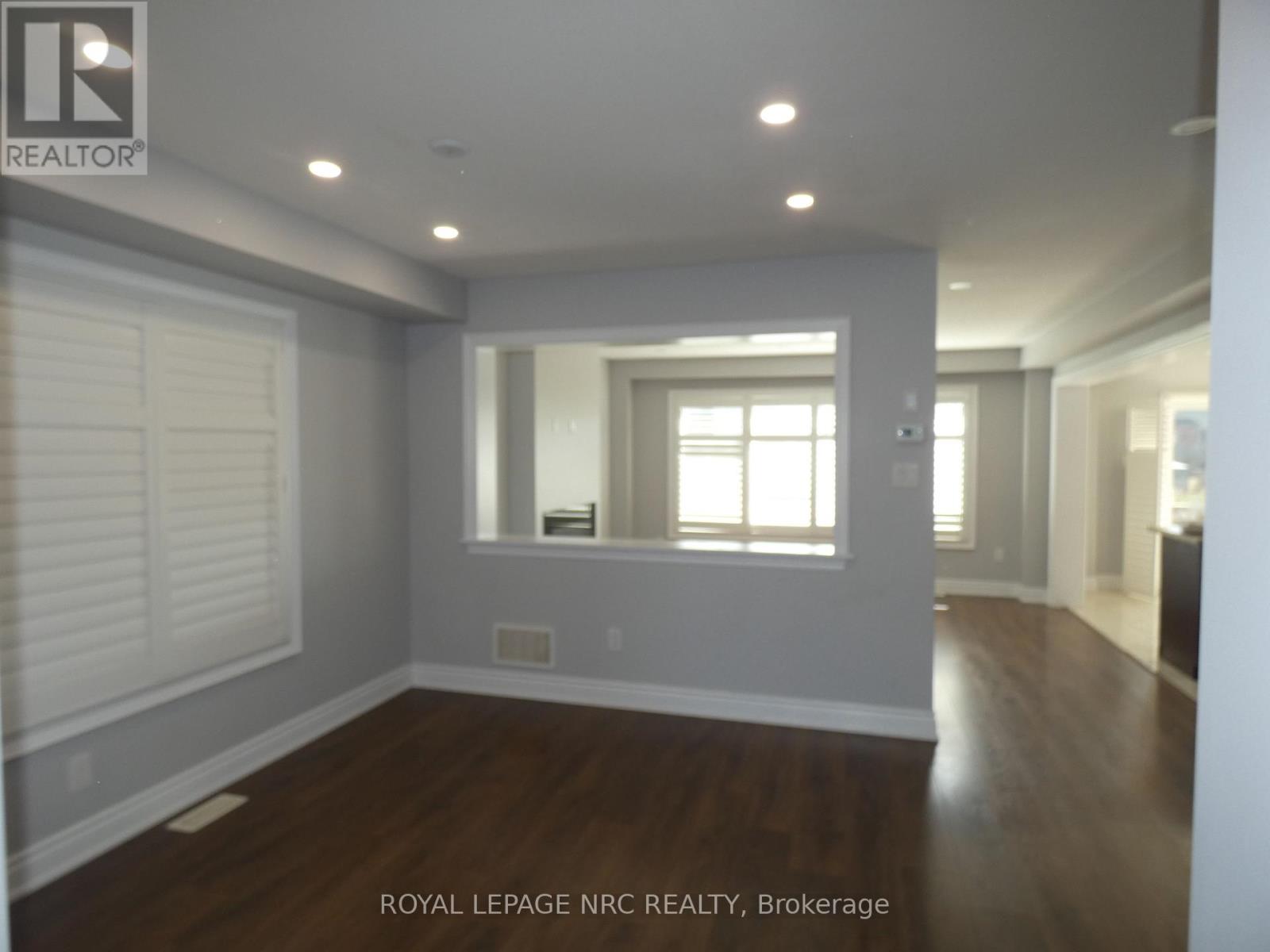 7857 Sassafras Trail, Niagara Falls (Brown), Ontario  L2H 0N6 - Photo 4 - X12441316