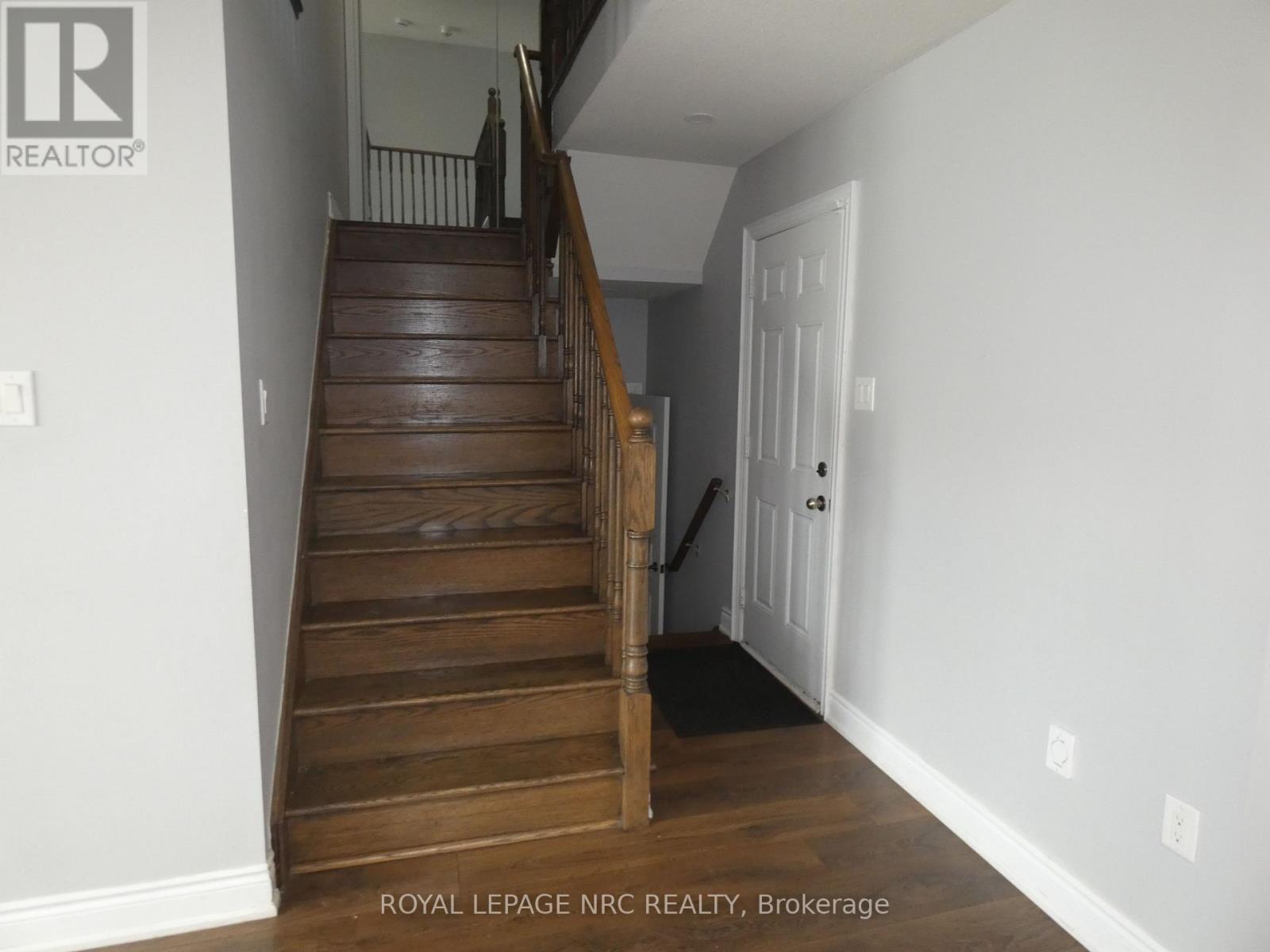 7857 Sassafras Trail, Niagara Falls (Brown), Ontario  L2H 0N6 - Photo 6 - X12441316