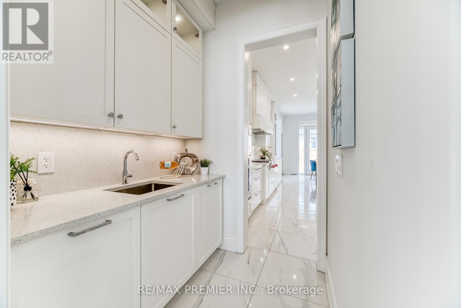 101 Appleyard Avenue, Vaughan, Ontario  L4H 4N3 - Photo 10 - N12441263