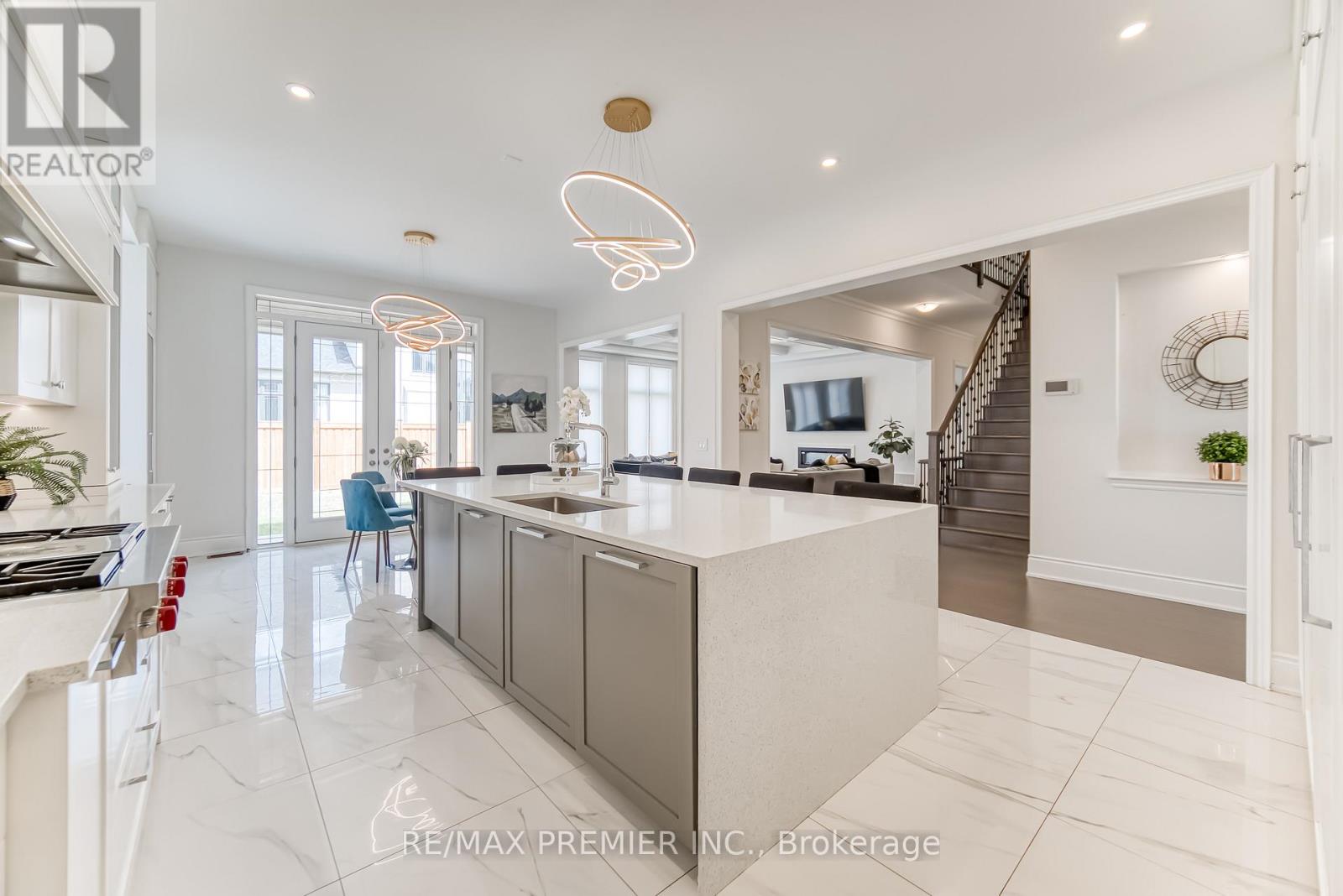 101 Appleyard Avenue, Vaughan, Ontario  L4H 4N3 - Photo 11 - N12441263