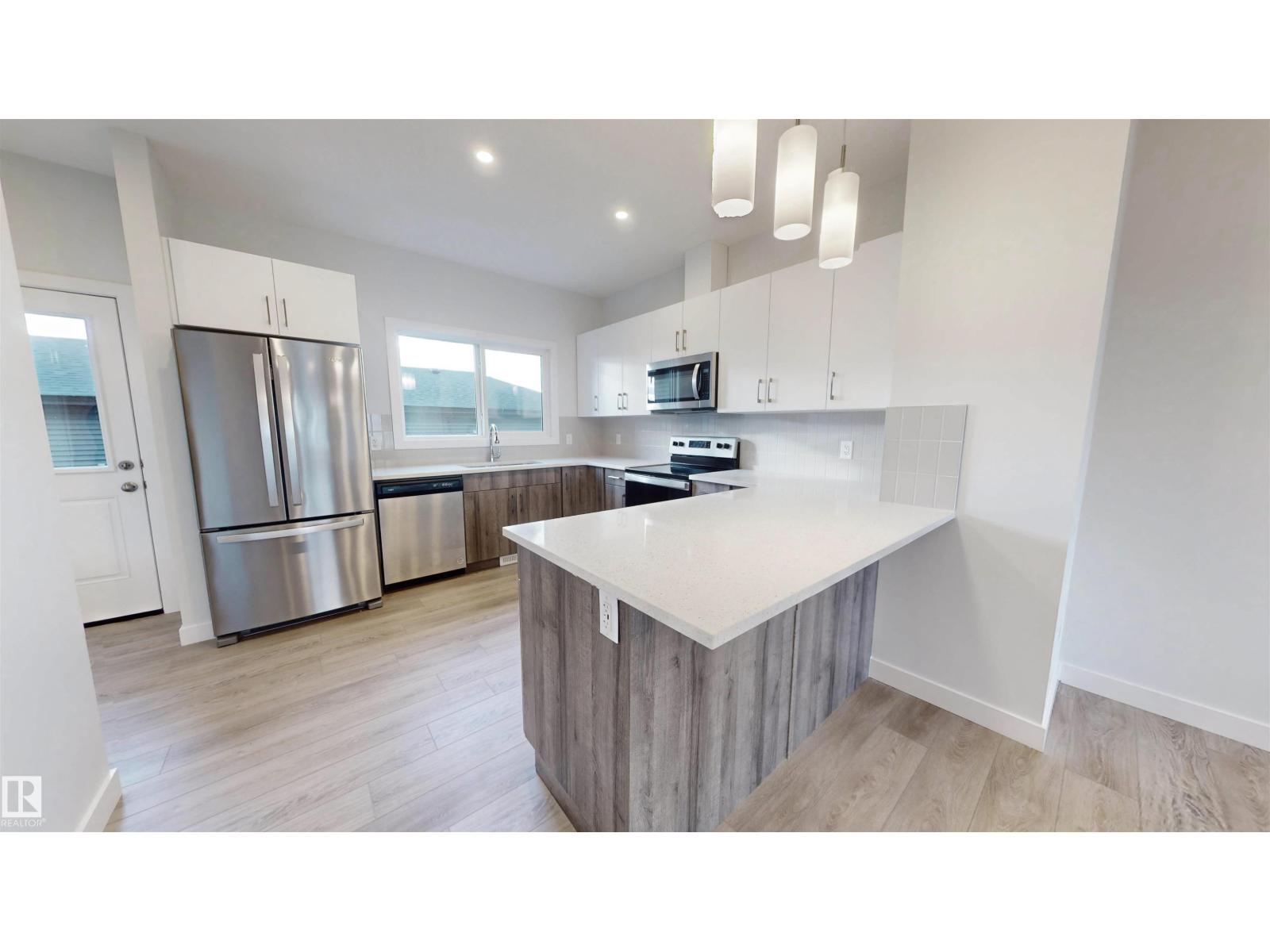 691 Cambrian Bv, Sherwood Park, Alberta  T8H 3B7 - Photo 3 - E4460178