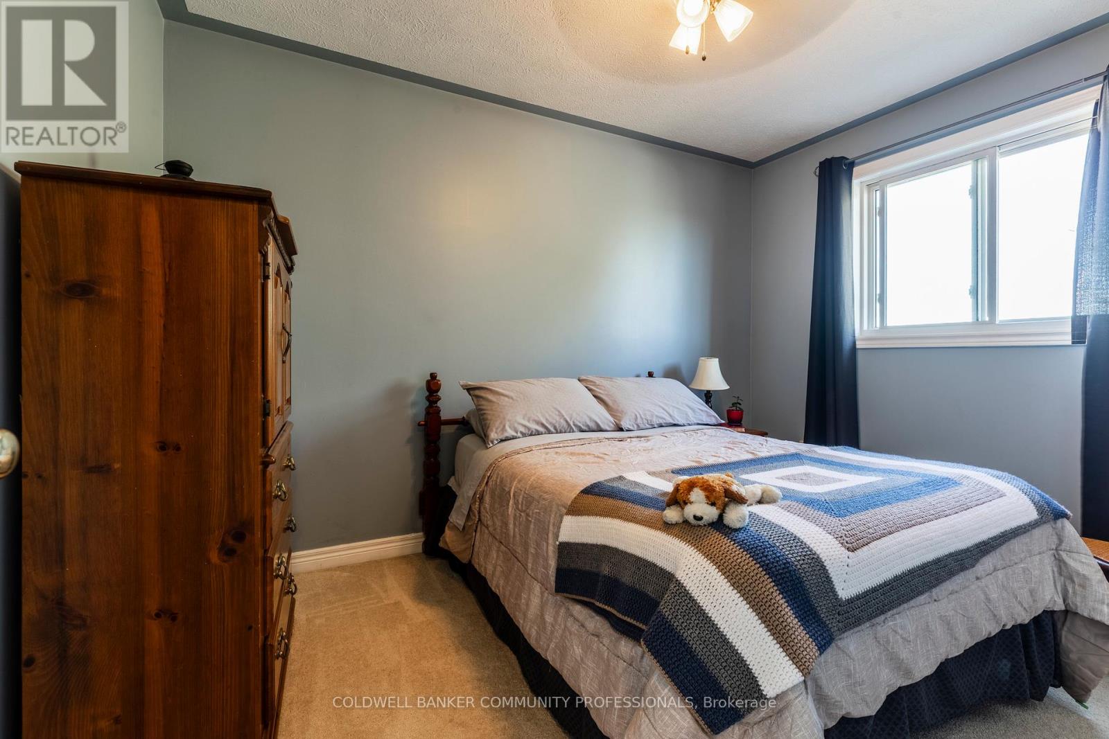 33 Oak Crescent, Haldimand, Ontario N0A 1H0 - Photo 30 - X12441175