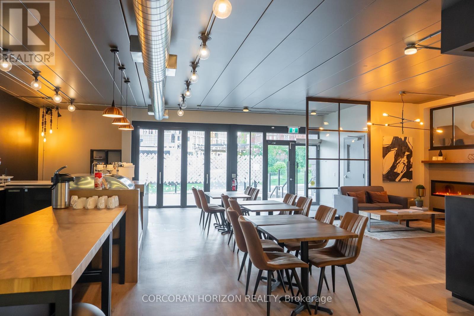 A - 618 King Street W, Kitchener, Ontario  N2G 1C8 - Photo 7 - X12441246