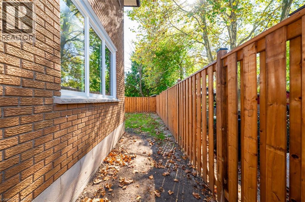 72 & 74 Delawana Drive, Hamilton, Ontario  L8E 1G4 - Photo 46 - 40775991