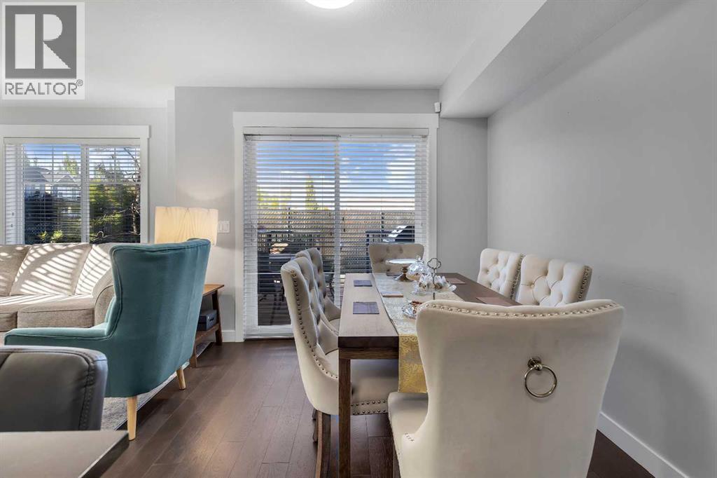 7 West Coach Manor Sw, Calgary, Alberta  T3H 1R7 - Photo 23 - A2258969