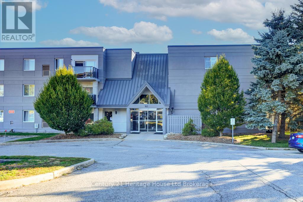 106 - 163 Ferguson Drive, Woodstock, Ontario  N4V 1B1 - Photo 1 - X12441287