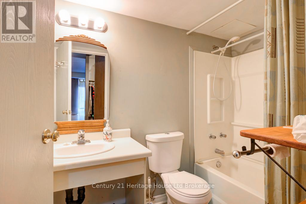 106 - 163 Ferguson Drive, Woodstock, Ontario  N4V 1B1 - Photo 11 - X12441287