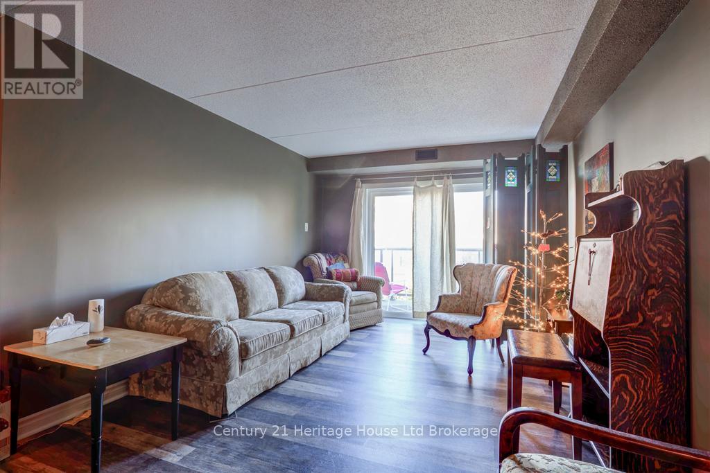 106 - 163 Ferguson Drive, Woodstock, Ontario  N4V 1B1 - Photo 5 - X12441287