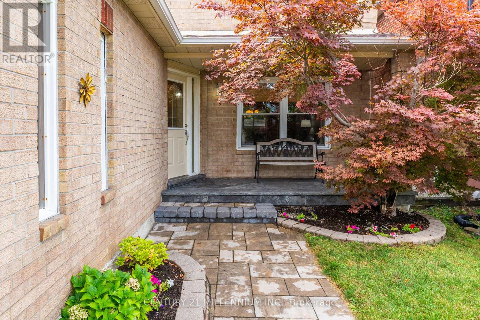 116 Wexford Road, Brampton, Ontario  L6Z 2T5 - Photo 2 - W12424152