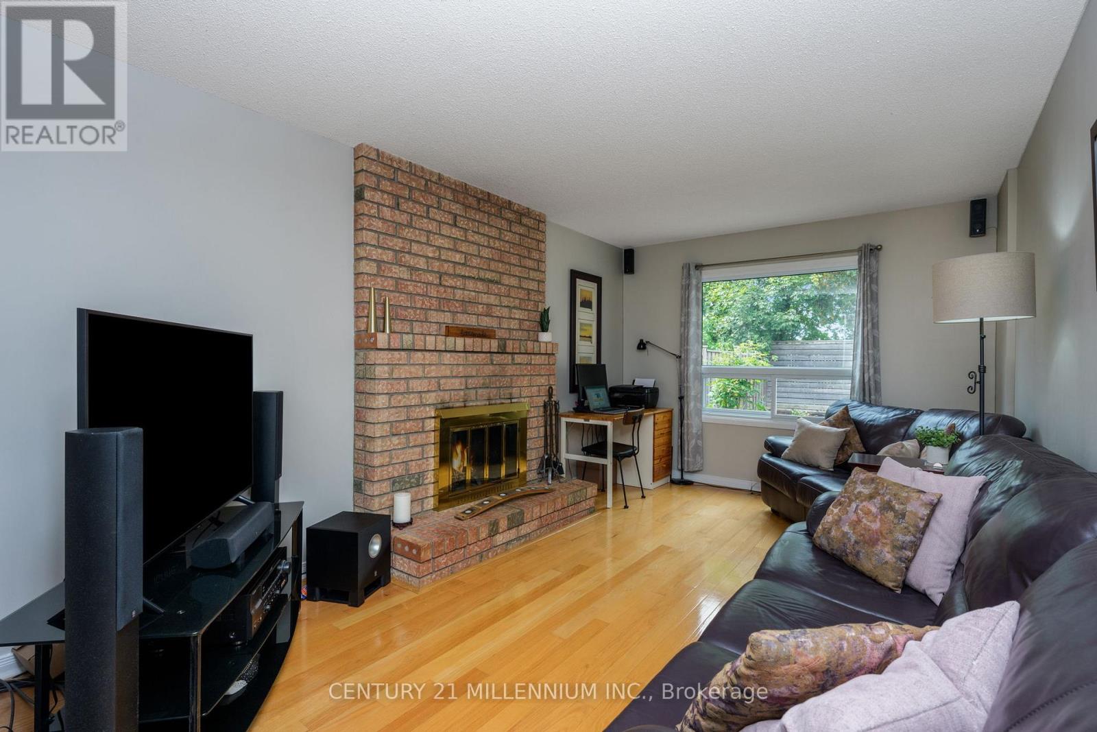 116 Wexford Road, Brampton, Ontario  L6Z 2T5 - Photo 13 - W12424152