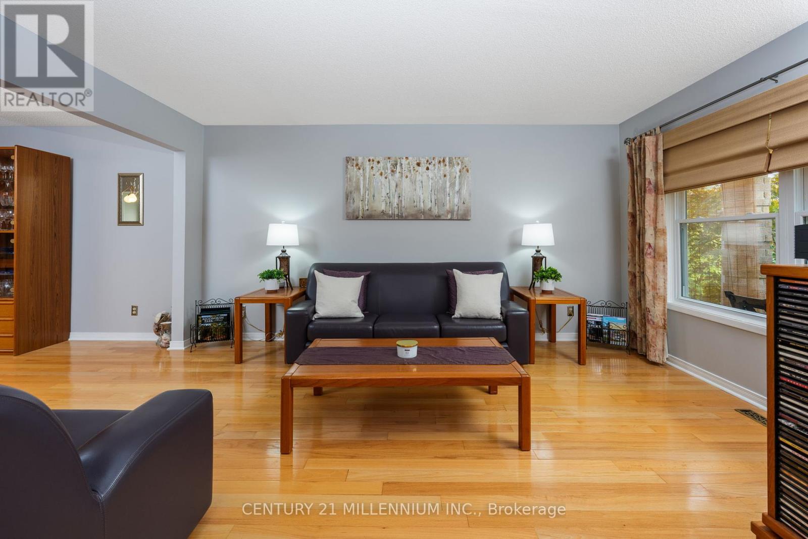 116 Wexford Road, Brampton, Ontario  L6Z 2T5 - Photo 4 - W12424152